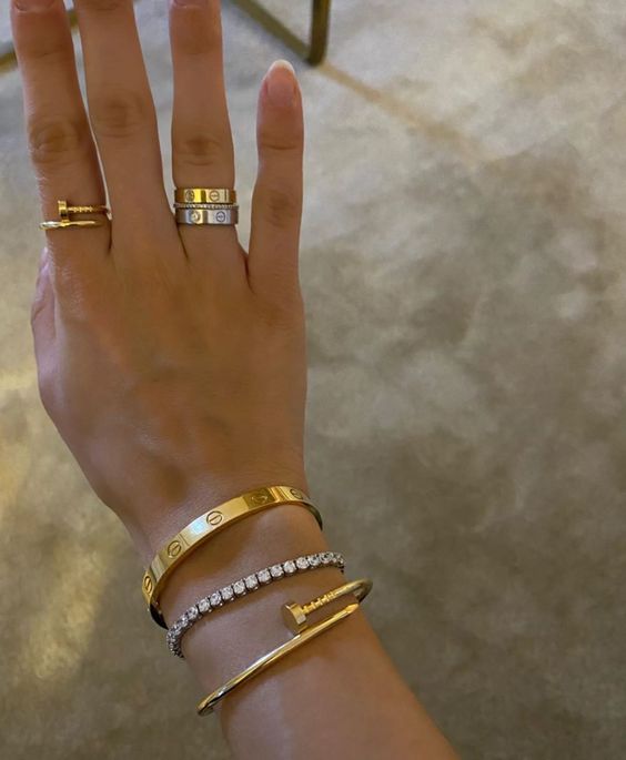 BRACELET À CLOUS EN OR 18K